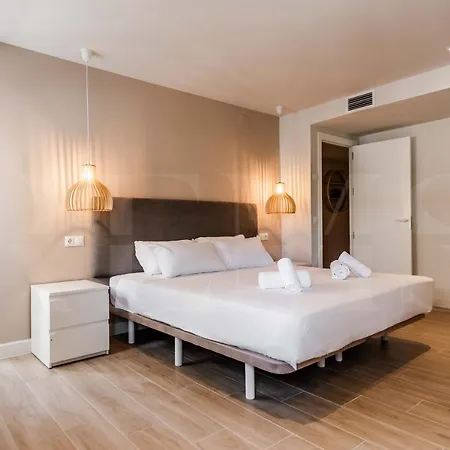Idyllic And Spacious With Parking - Center By Rems *